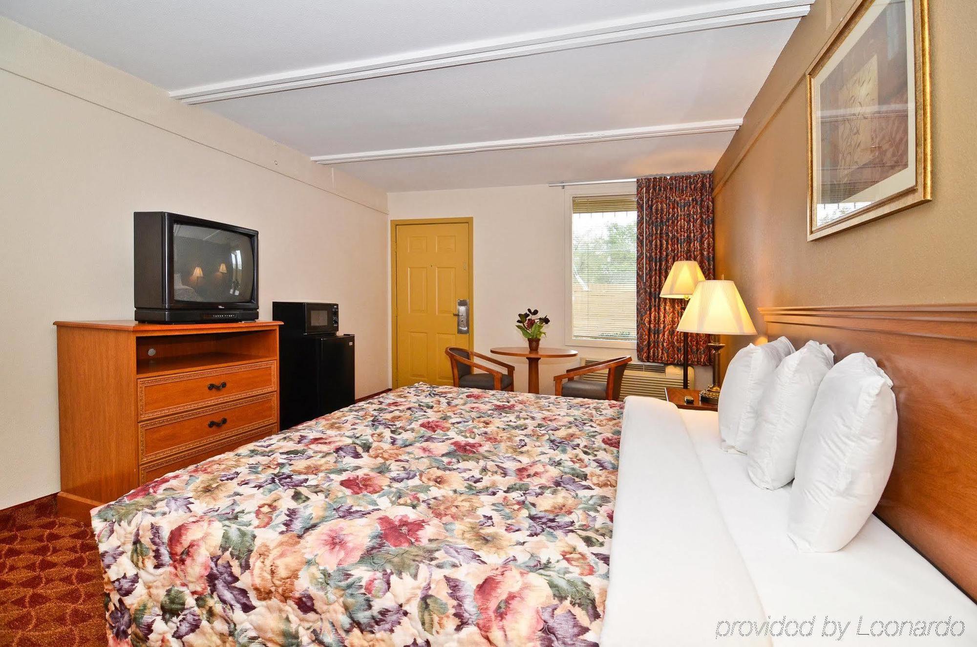 Spanish Trace Inn Athens Ruang foto